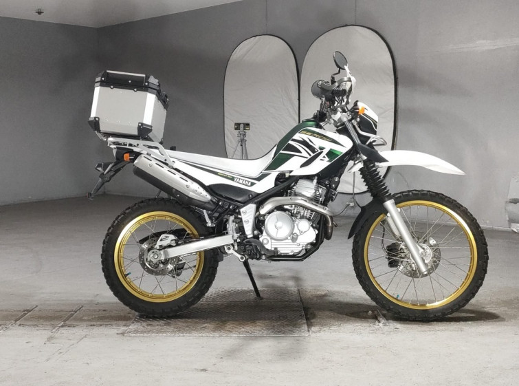Мотоцикл Yamaha SEROW XT250 с пробегом 13518 km