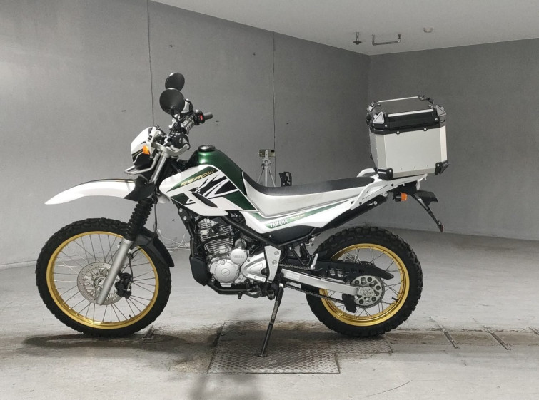 Мотоцикл Yamaha SEROW XT250 с пробегом 13518 km