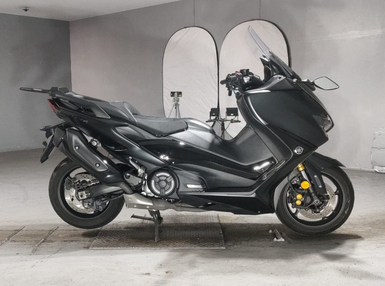 Мотоцикл Yamaha T-MAX560 з пробігом 7599 km