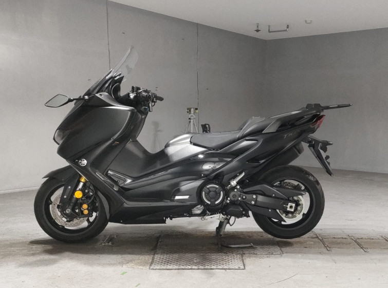 Мотоцикл Yamaha T-MAX560 з пробігом 7599 km