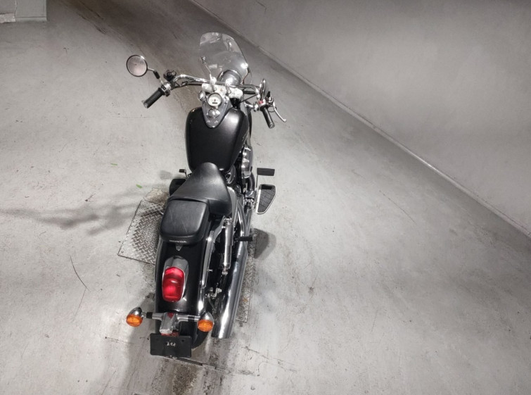 Мотоцикл Honda SHADOW400 с пробегом 7972 km