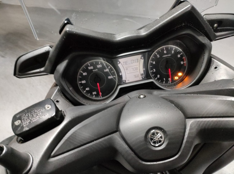 Мотоцикл Yamaha X-MAX250 с пробегом 768 km