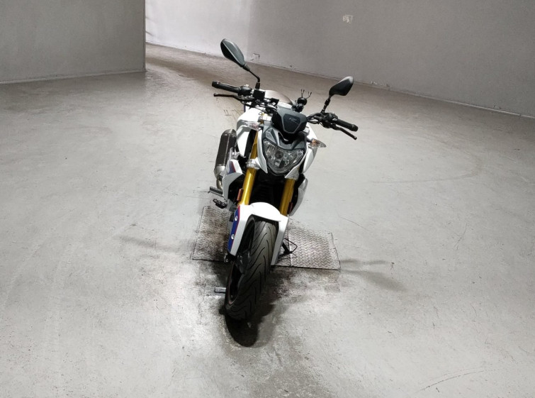 Мотоцикл BMW G310R с пробегом 1885 km