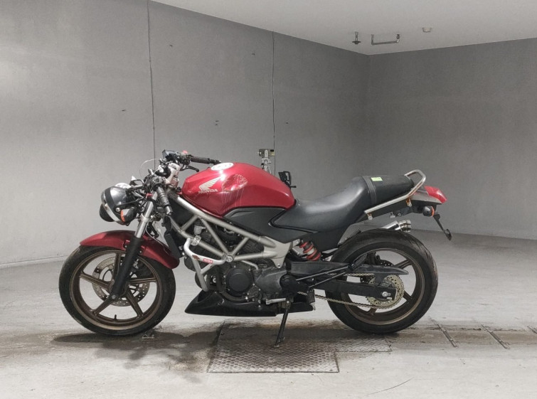 Мотоцикл Honda VTR250