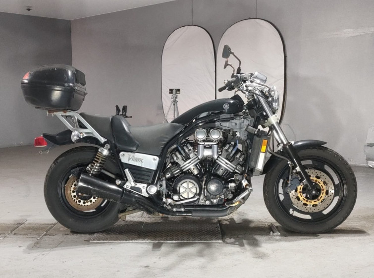 Мотоцикл Yamaha V-MAX1200 з пробігом 33504 km