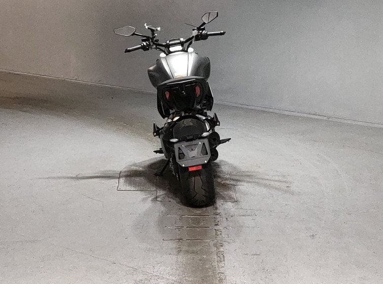 Мотоцикл Ducati DIAVEL 1260 с пробегом 10363 km