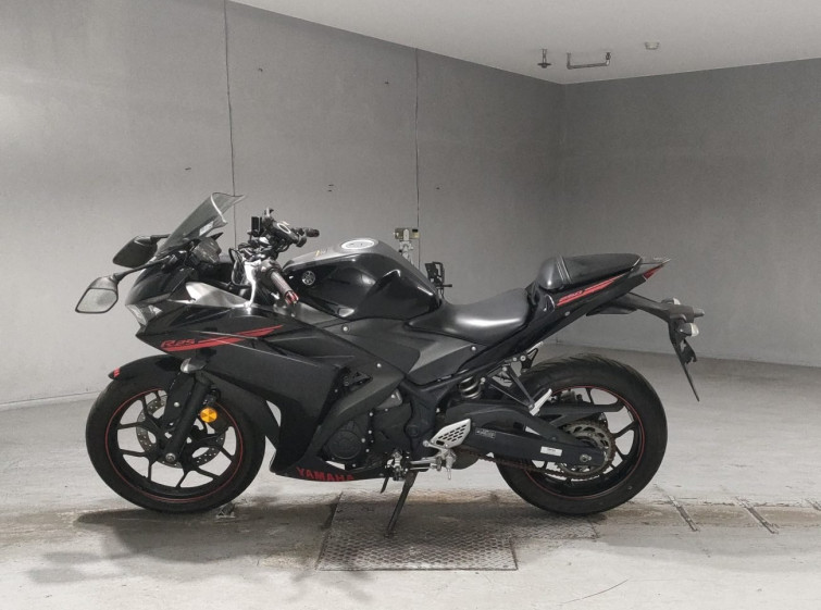 Мотоцикл Yamaha YZF-R25 з пробігом 24688 km