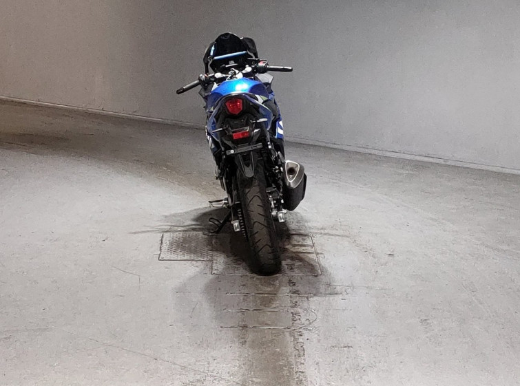 Мотоцикл Suzuki GSX250R с пробегом 9275 km