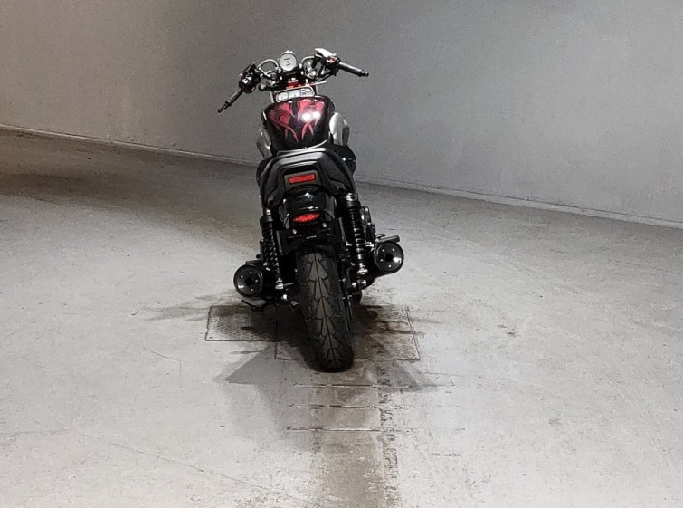 Мотоцикл Yamaha V-MAX1200 з пробігом 27213 km