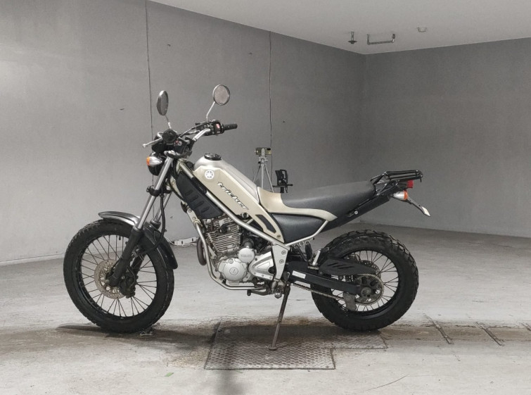 Мотоцикл Yamaha TRICKER з пробігом 18754 km
