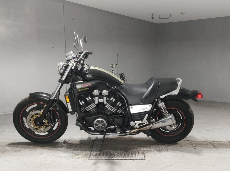 Мотоцикл Yamaha V-MAX1200 с пробегом 54312 km