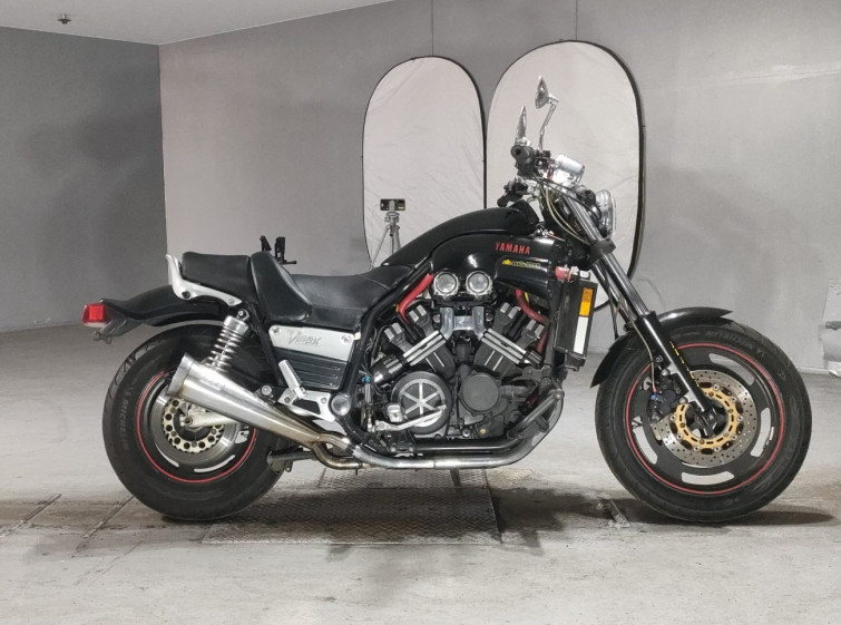 Мотоцикл Yamaha V-MAX1200 с пробегом 54312 km
