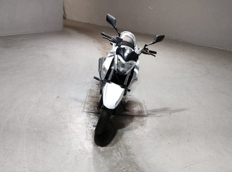 Мотоцикл Suzuki GSR250 з пробігом 20106 km