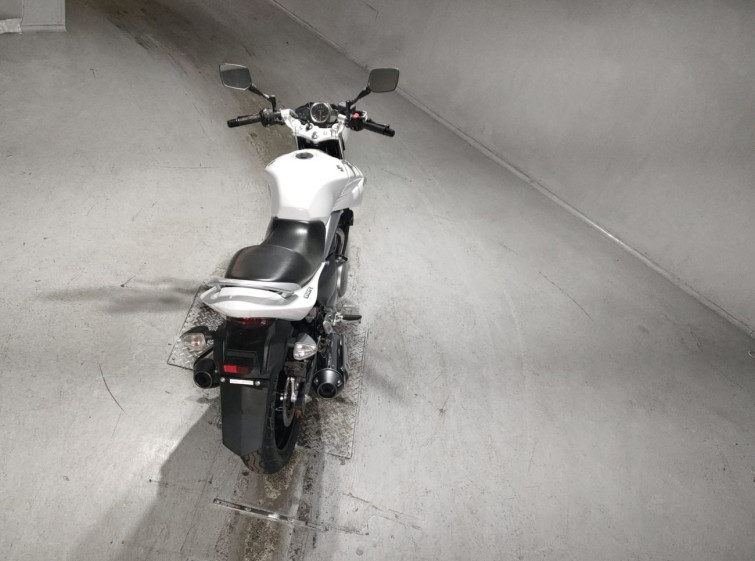 Мотоцикл Suzuki GSR250 з пробігом 20106 km