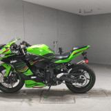 Мотоцикл Kawasaki NINJA ZX-4RR з пробігом 6436 km