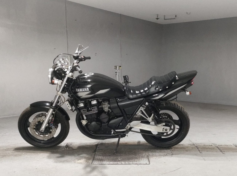 Мотоцикл Yamaha XJR400 з пробігом 102210 km