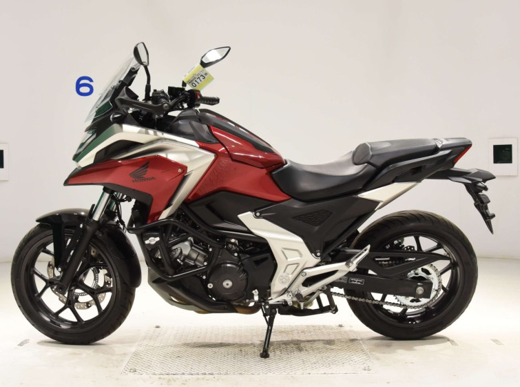 Мотоцикл Honda NC750X з пробігом 13914 km