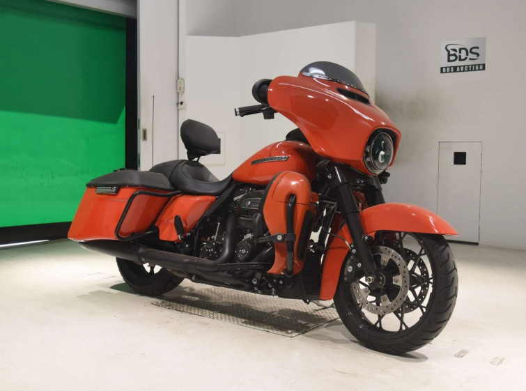 Мотоцикл HD STREET GLIDE FLHXS1870 з пробігом 3100 km
