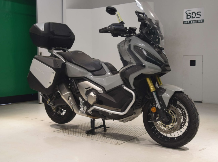 Мотоцикл Honda X-ADV750-2 з пробігом 4251 km