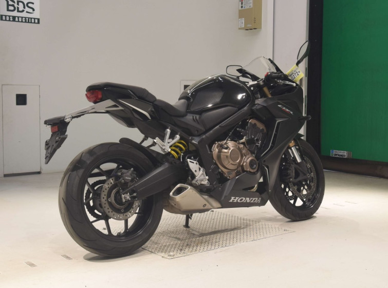 Мотоцикл Honda CBR650R з пробігом 29519 km
