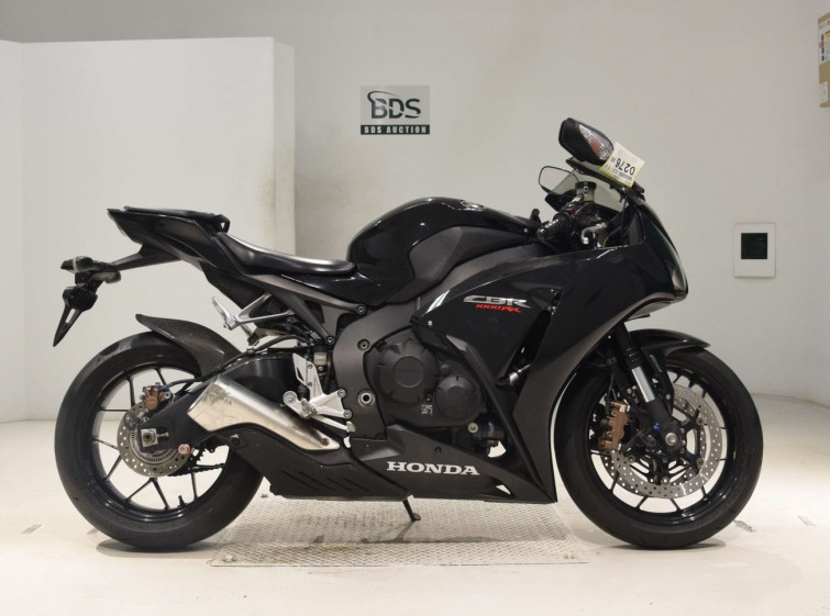 Мотоцикл Honda CBR1000RRA с пробегом 30772 km
