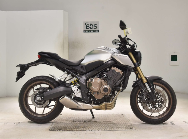 Мотоцикл Honda CB650R з пробігом 1555 km