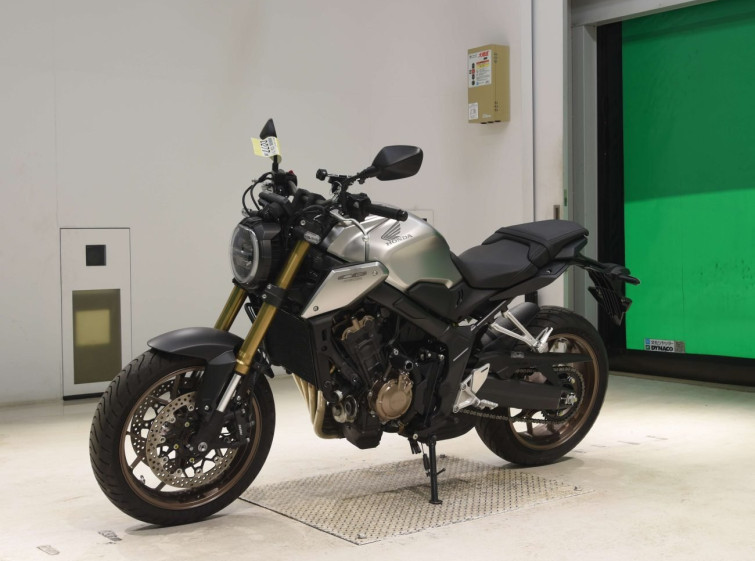 Мотоцикл Honda CB650R з пробігом 1555 km