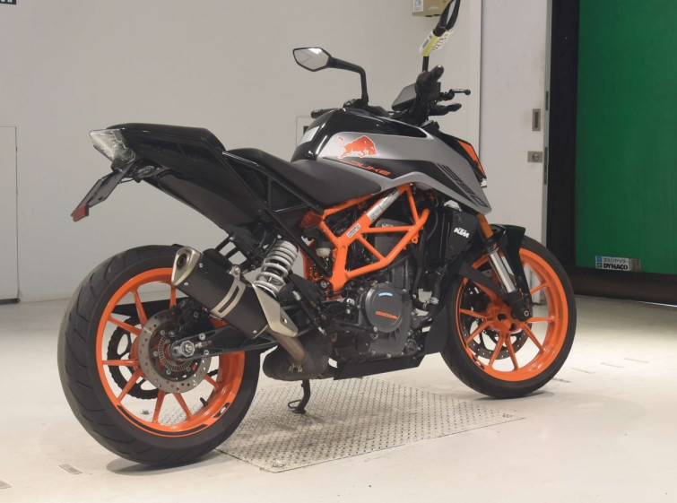 Мотоцикл KTM 390 DUKE с пробегом 10037 km