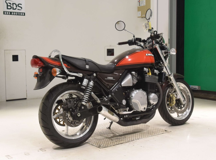 Мотоцикл Kawasaki ZEPHYR1100 з пробігом 12696 km
