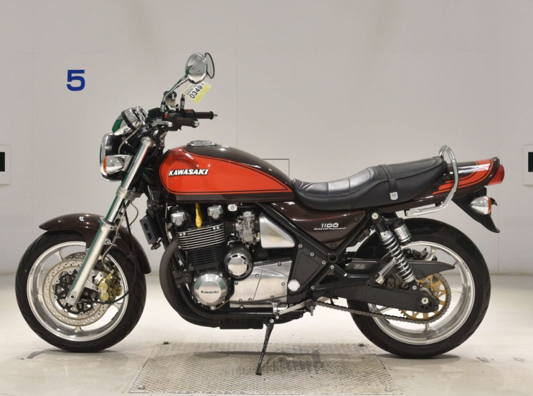 Мотоцикл Kawasaki ZEPHYR1100 з пробігом 12696 km