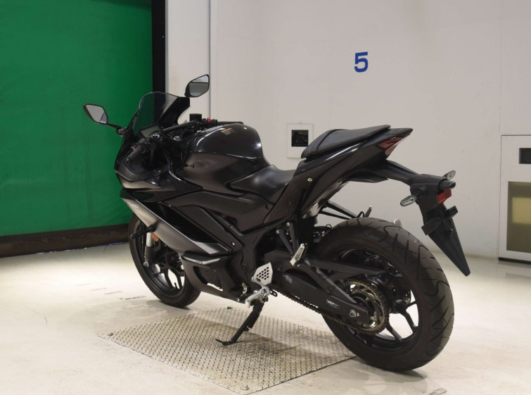 Мотоцикл Yamaha YZF-R25A с пробегом 15809 km