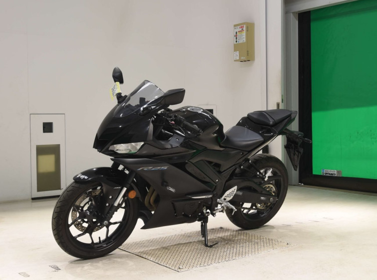 Мотоцикл Yamaha YZF-R25A с пробегом 15809 km