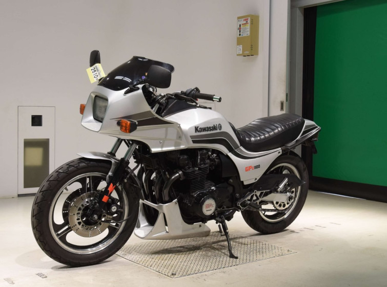 Мотоцикл Kawasaki GPZ1100 с пробегом 44129 km