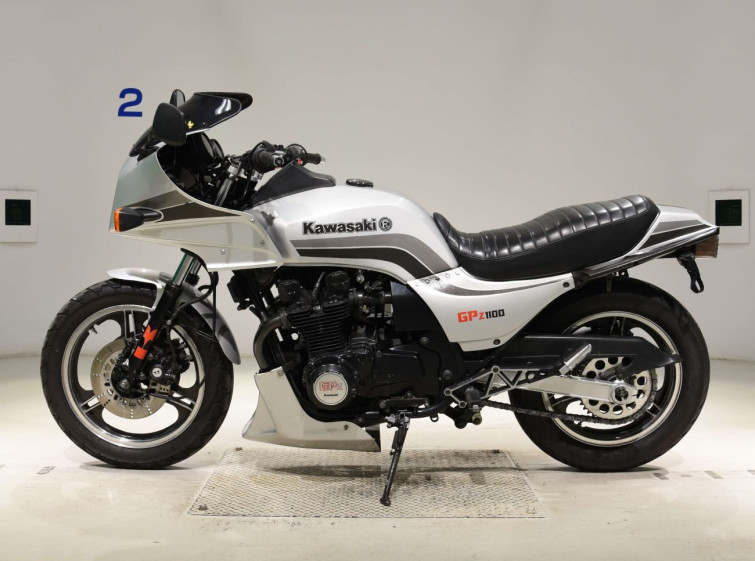 Мотоцикл Kawasaki GPZ1100 с пробегом 44129 km
