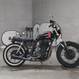 Мотоцикл Yamaha SR400 з пробігом 1484 km