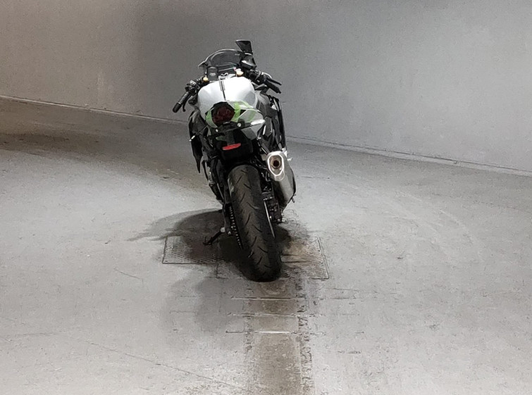 Мотоцикл Kawasaki NINJA ZX-4RR