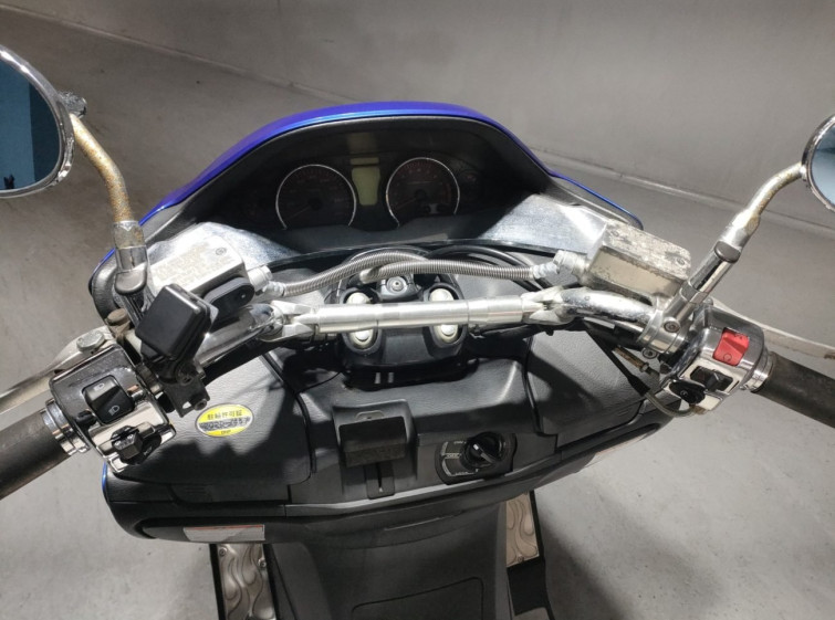 Мотоцикл Suzuki SKYWAVE 250SS с пробегом 24578 km