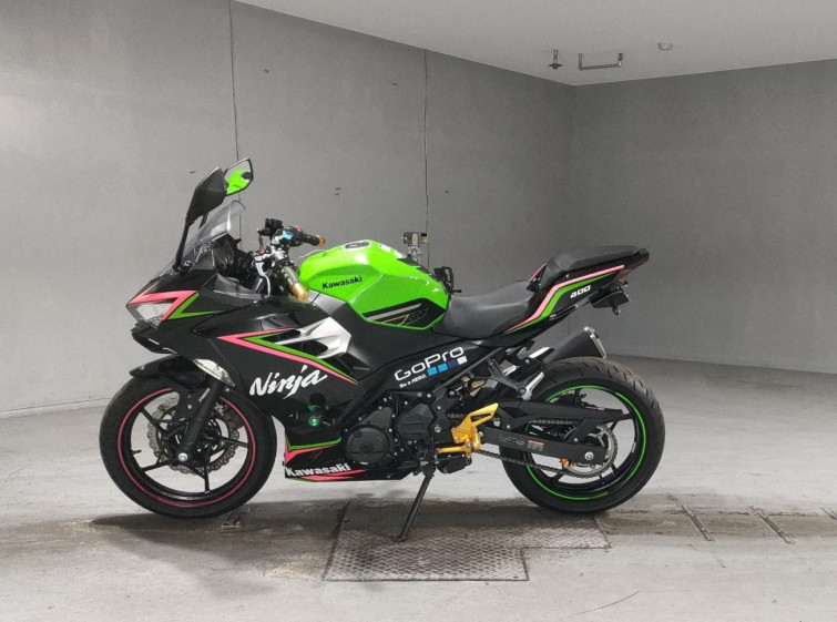 Мотоцикл Kawasaki NINJA400 с пробегом 12824 km