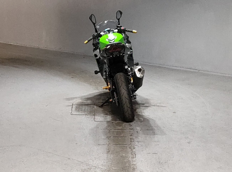 Мотоцикл Kawasaki NINJA400 с пробегом 12824 km