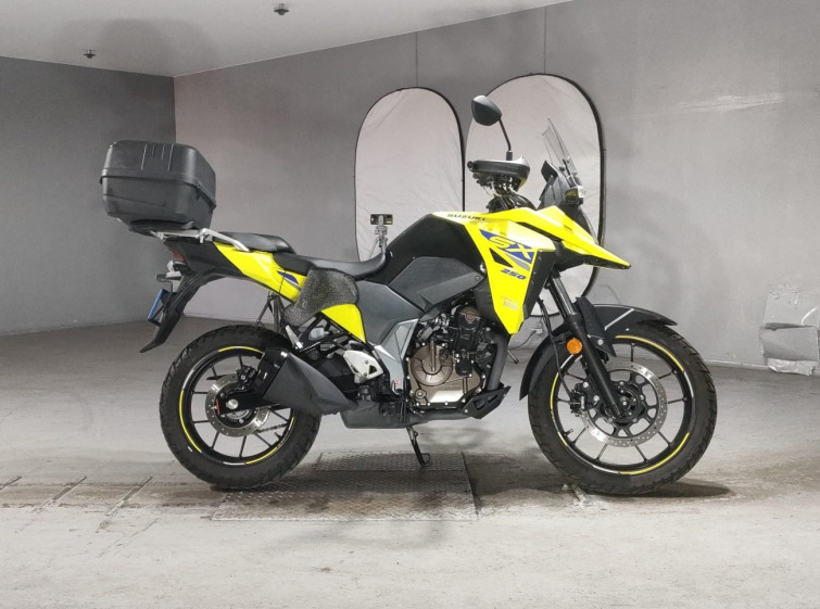 Мотоцикл Suzuki v- strom 250sx с пробегом 2442 km