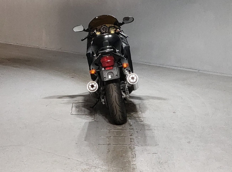 Мотоцикл Honda CBR1100XX BLACKBIRD с пробегом 28476 km