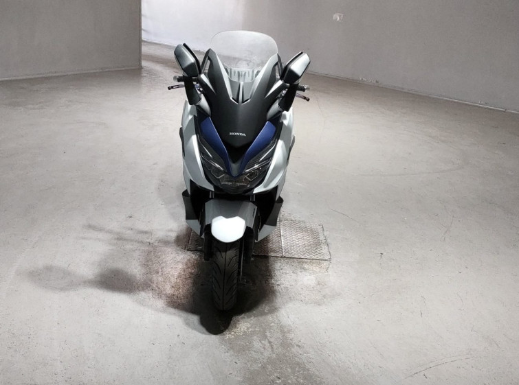 Мотоцикл Honda FORZA з пробігом 6522 km