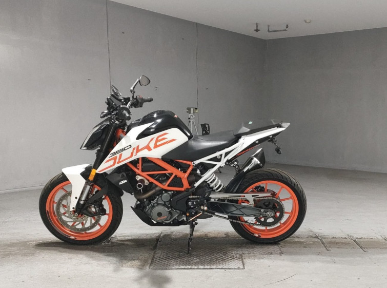Мотоцикл KTM 390 DUKE з пробігом 60211 km