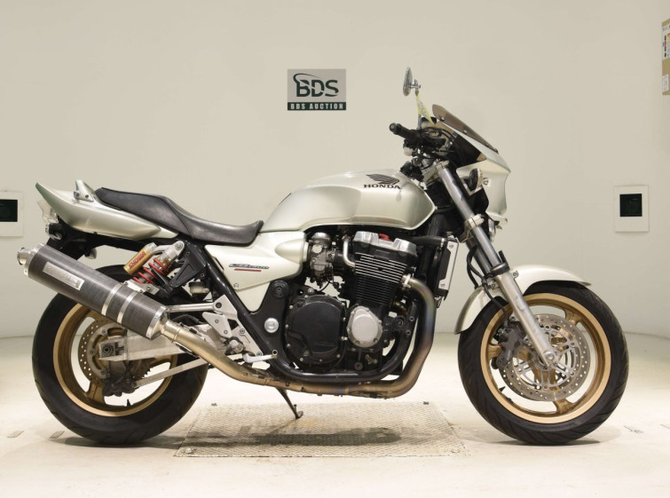 Мотоцикл Honda CB1300SF з пробігом 13569 km