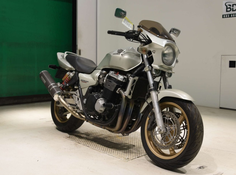 Мотоцикл Honda CB1300SF з пробігом 13569 km