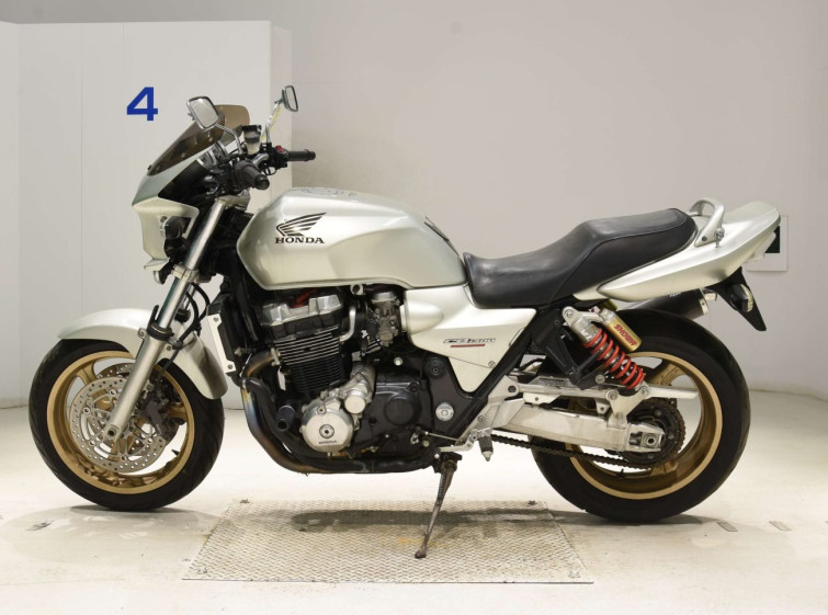 Мотоцикл Honda CB1300SF з пробігом 13569 km