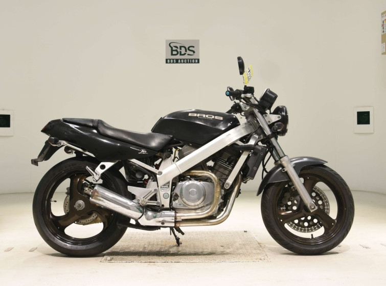 Мотоцикл Honda BROS400 з пробігом 40445 km