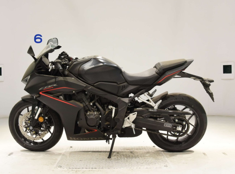Мотоцикл Honda CBR650F з пробігом 2442 km