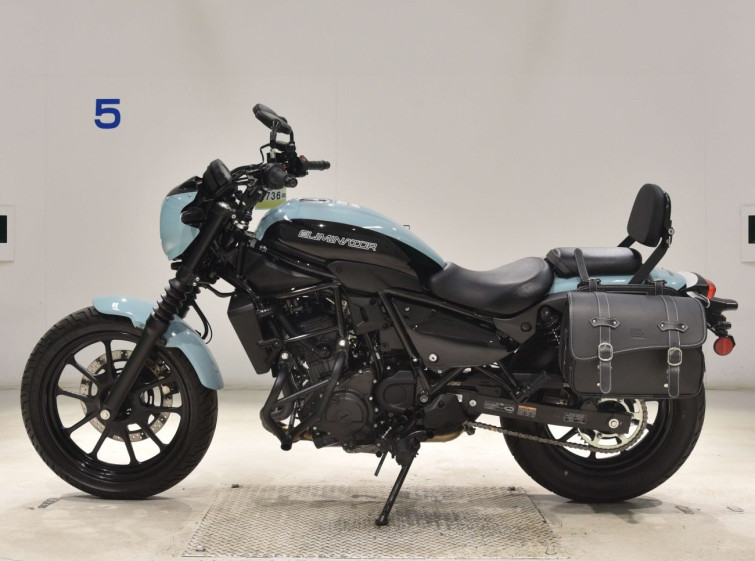 Мотоцикл Kawasaki ELIMINATOR 400SE с пробегом 1526 km