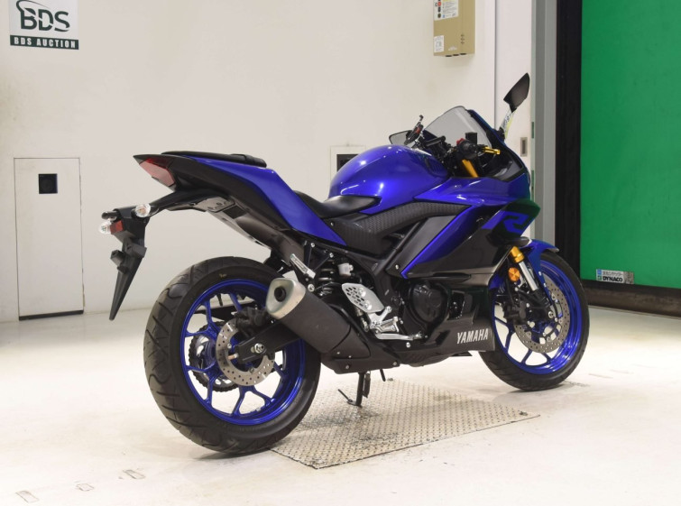 Мотоцикл Yamaha YZF-R25 с пробегом 7241 km